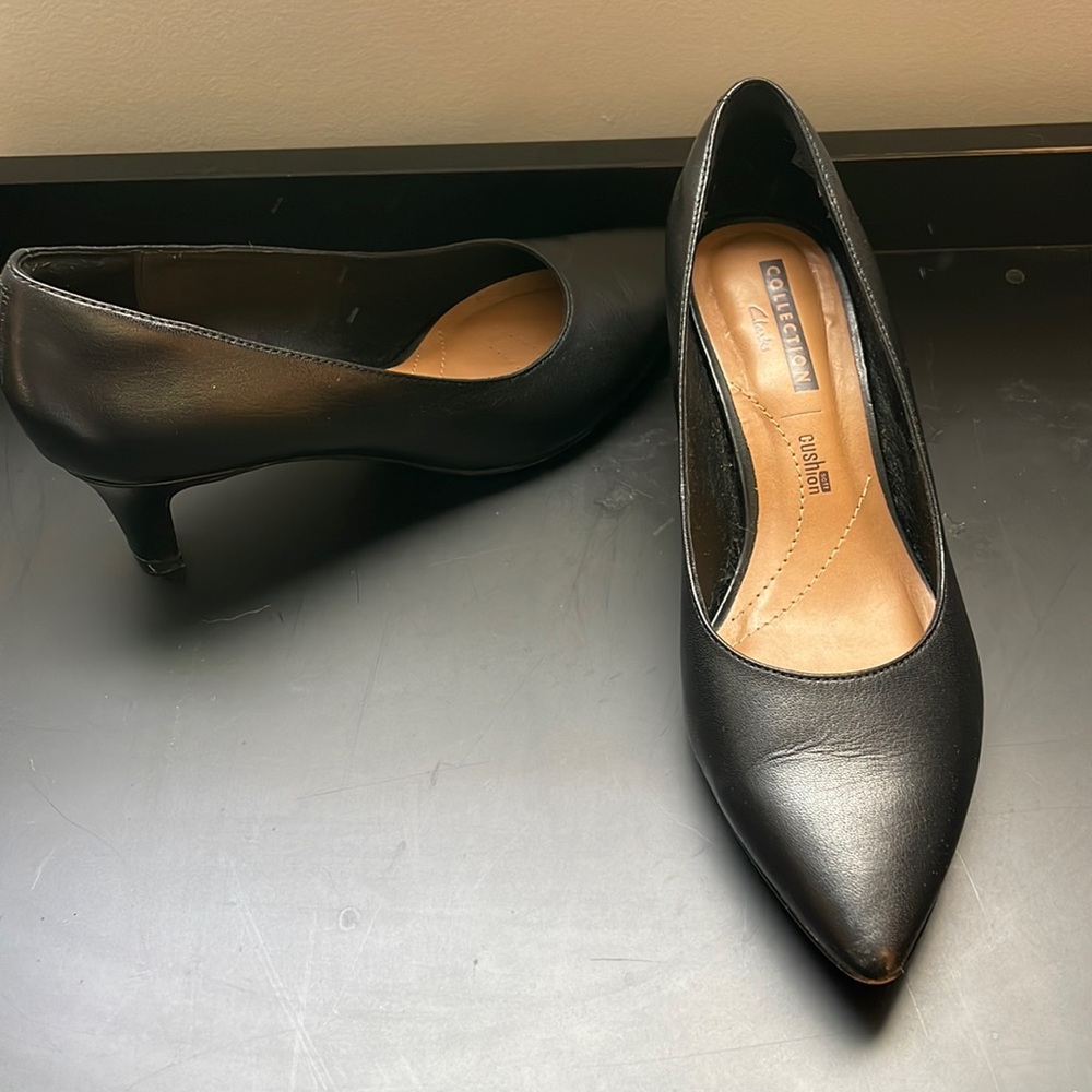 Clarks black heels